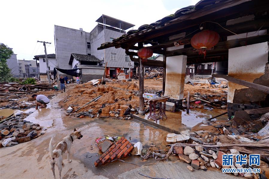 福建閩清：洪水肆虐致10人死亡11人失蹤